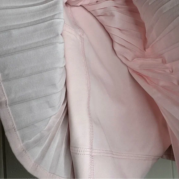 Lululemon Varsity High-Rise Pleated Tennis Skirt - Picture 11 of 15